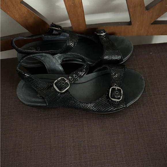Dansko June Platform Sandals Size 36 (US) Black Lizard Leather Buckle - Picture 2 of 16